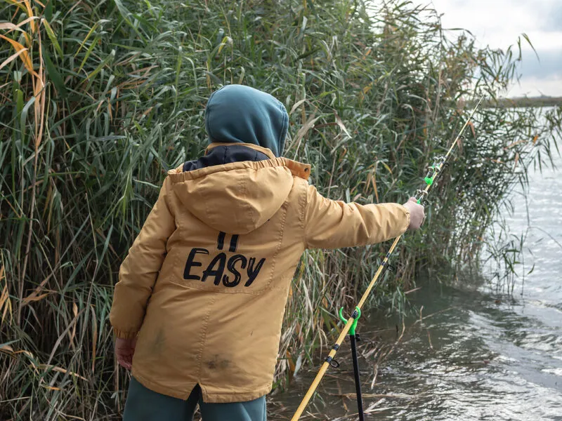 block-boy-fishing-on-lake block-boy-fishing-on-lake